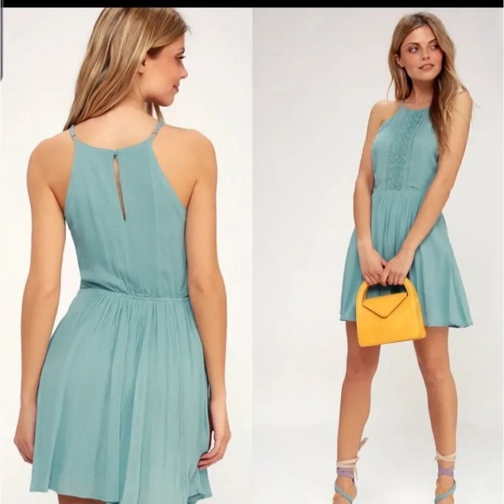 Lulus feeling fine light blue crochet lace dress sz small